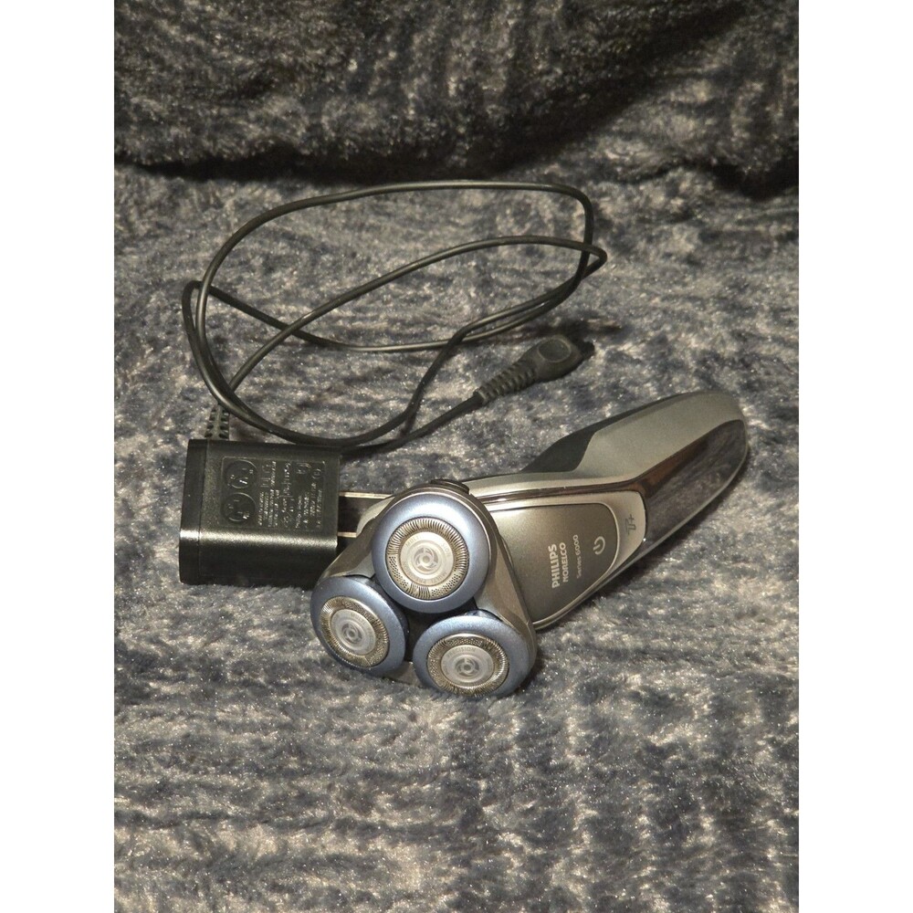 Philips Norelco Series 6000 Wet/Dry Electric Shaver S6540 w/Power Cord, Tested